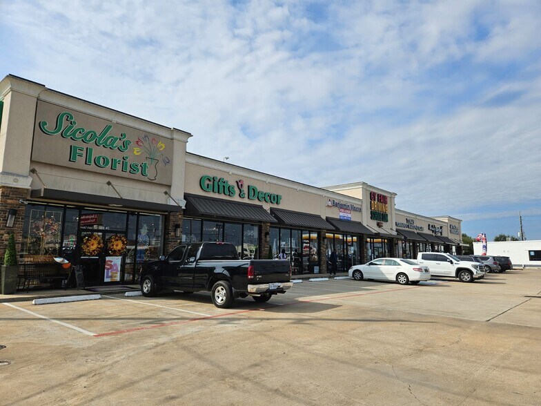 More Photos Of 11901 Barker Cypress Rd, Cypress Storefront For Lease