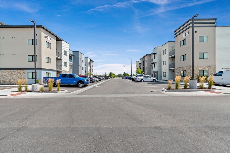 More Photos Of 1275 Caldwell Blvd, Nampa Apartments For Sale