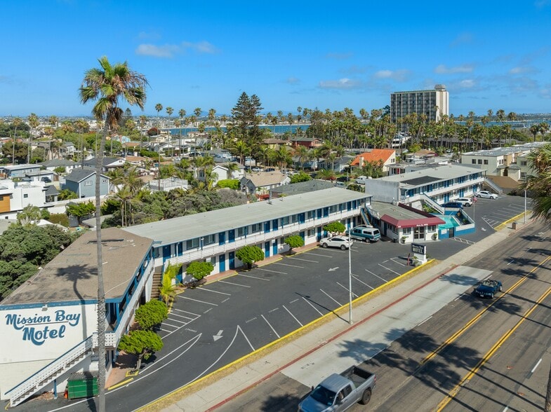 More Photos Of 4221 Mission Blvd, San Diego Hotel For Sale
