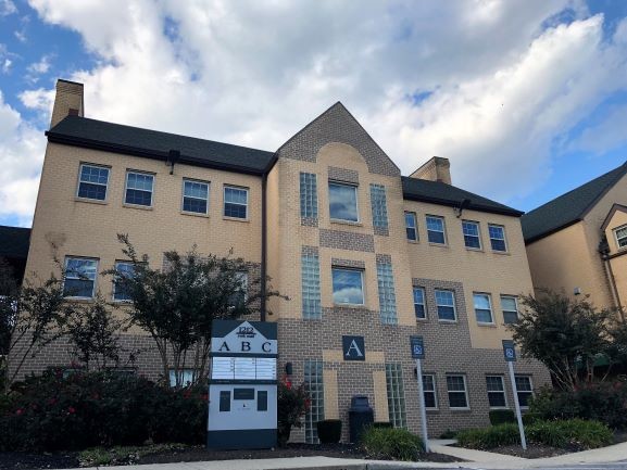 More Photos Of 1212 York Rd, Lutherville Medical For Sale