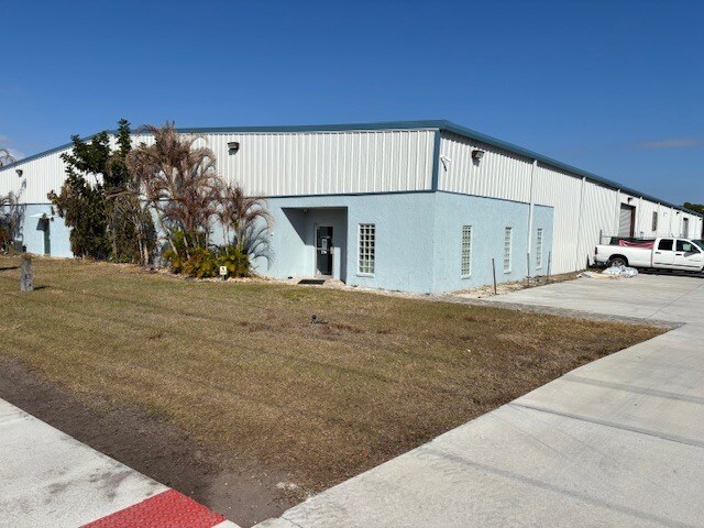 Primary Photo Of 2760 Business Center Blvd, Melbourne Warehouse For Sale
