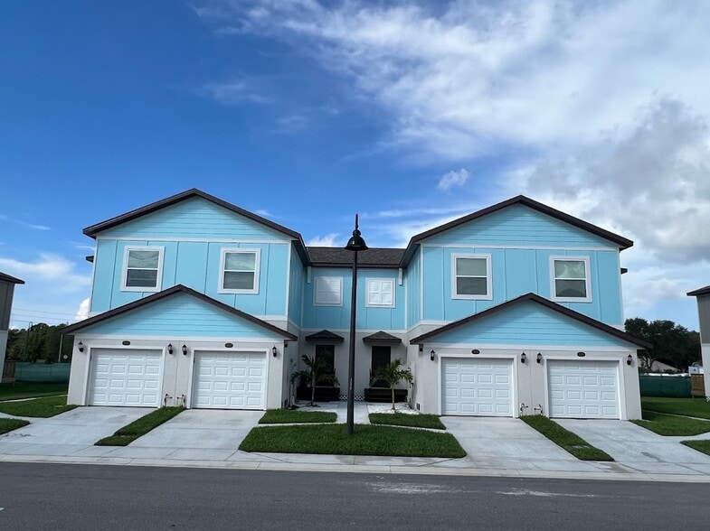 More Photos Of 2108 Sebring Pl, Clearwater Multifamily For Sale