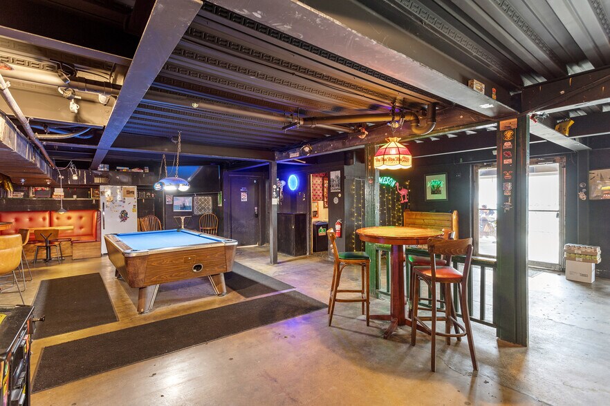 More Photos Of 710 W Johnson St, Raleigh Bar For Sale