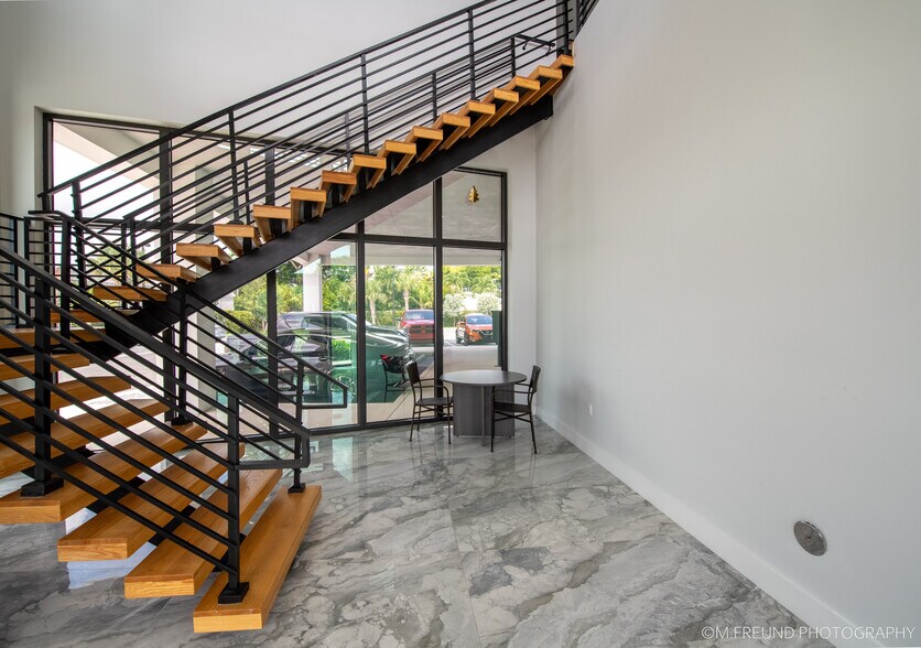 More Photos Of 1985 N Andrews Ave, Wilton Manors Freestanding For Lease