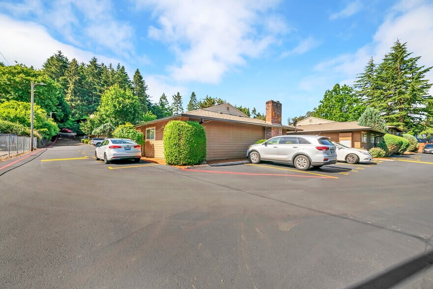 More Photos Of 14130 SW 105th Ave, Tigard Apartments For Sale