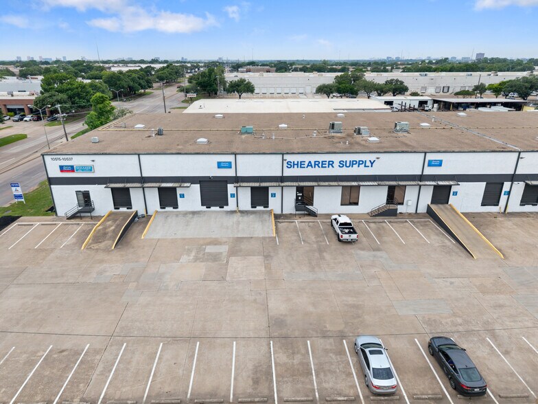More Photos Of 10515-10537 Miller Rd, Dallas Distribution For Sale