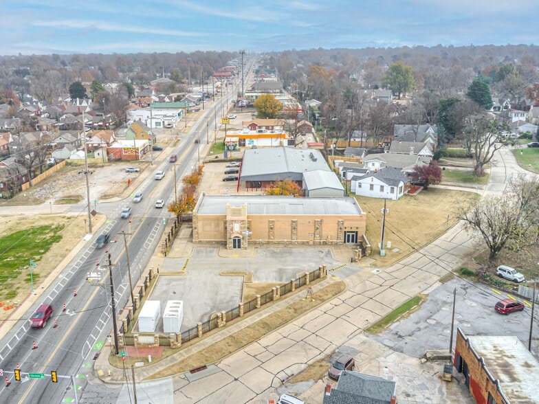 More Photos Of 3314 E 11th St, Tulsa Freestanding For Sale