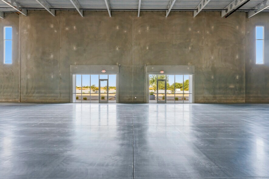 More Photos Of 6459 S Sossaman Rd, Mesa Warehouse For Lease