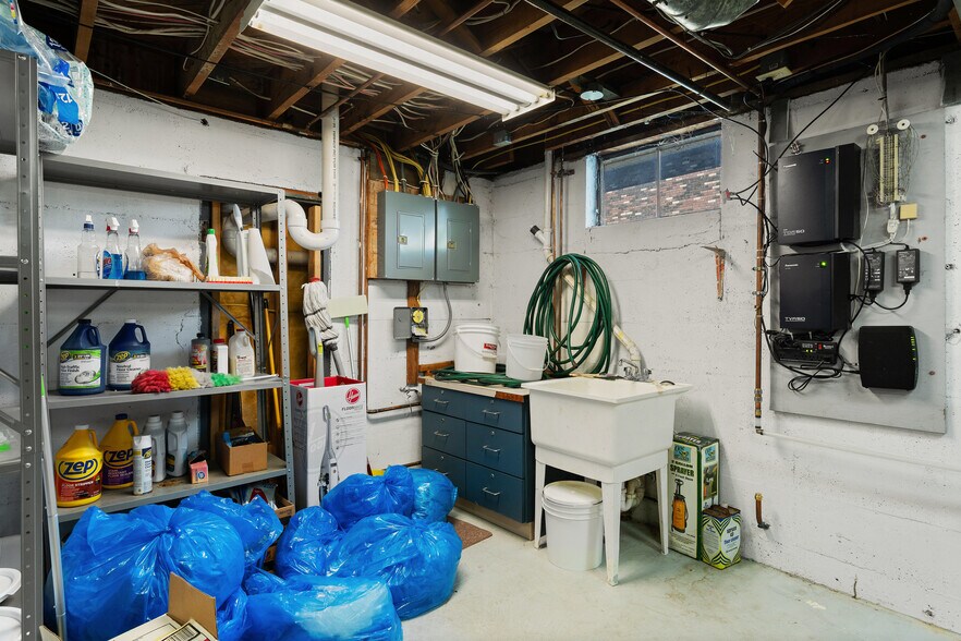 More Photos Of 3341 Dayton-xenia Rd, Dayton Storefront Retail Office For Sale