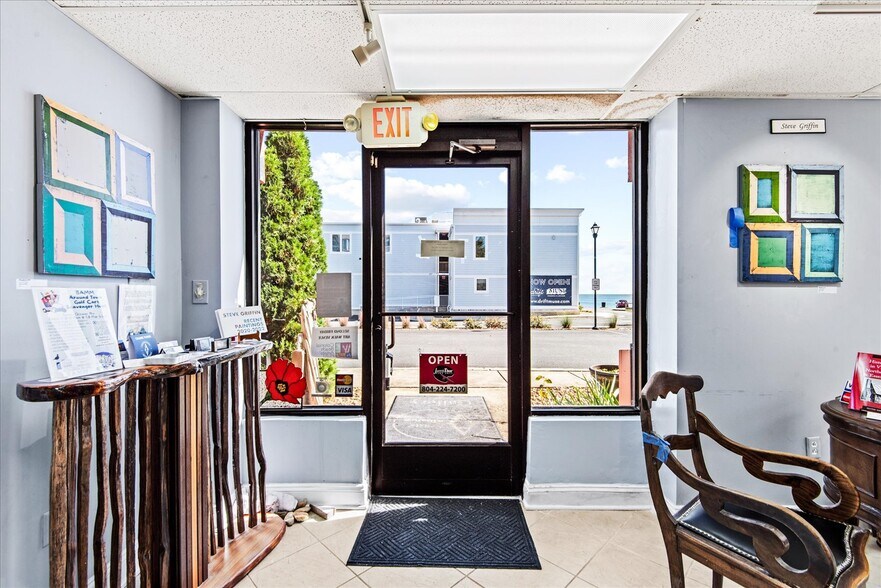 More Photos Of 100 Taylor St, Colonial Beach Storefront Retail Office For Sale