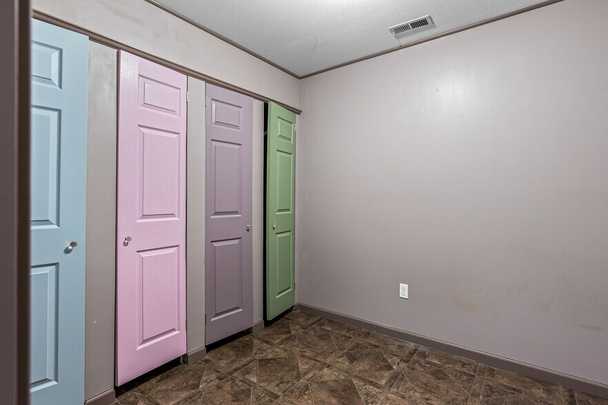 More Photos Of 47 N Allen St, Bonne Terre General Retail For Sale