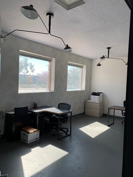 More Photos Of 1547 10th St, Santa Monica Loft Creative Space For Lease