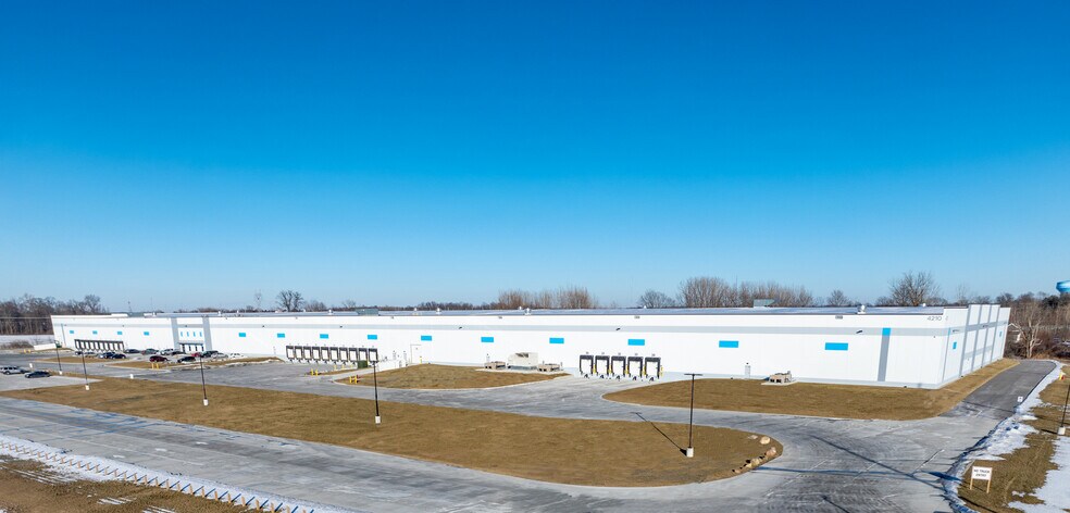 More Photos Of 4210 W 67th St, Anderson Distribution For Sale