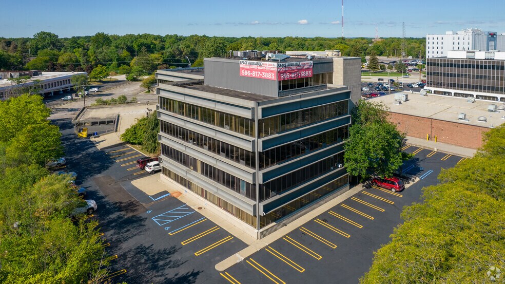 More Photos Of 24567 Northwestern Hwy, Southfield Office For Sale