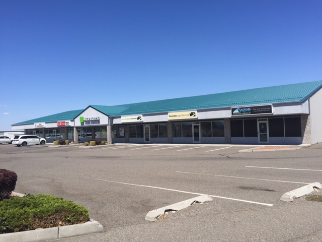 Primary Photo Of 418 N Kellogg St, Kennewick General Retail For Lease