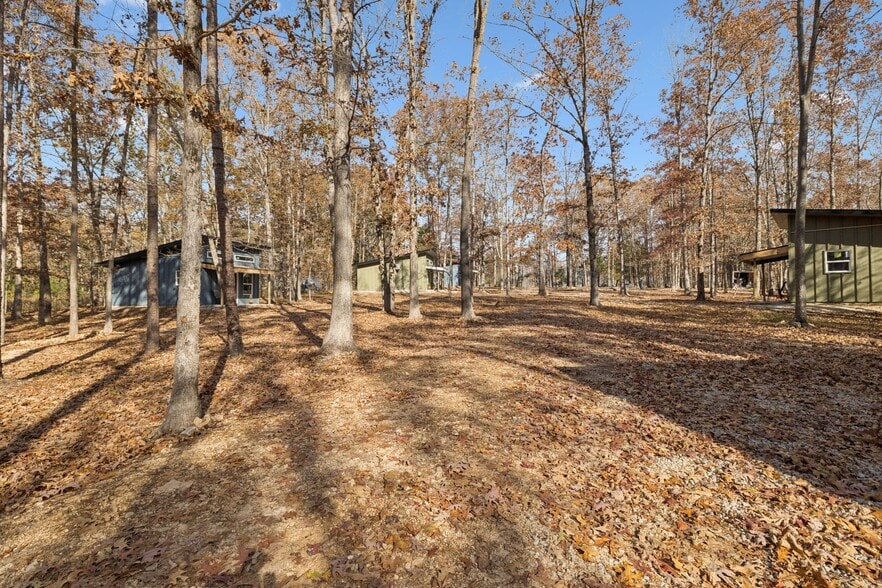More Photos Of 3158 Summertown Hwy, Summertown Hotel For Sale