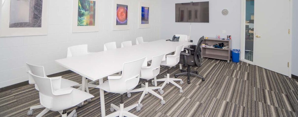 More Photos Of 203 Forest Ave, Palo Alto Office For Lease