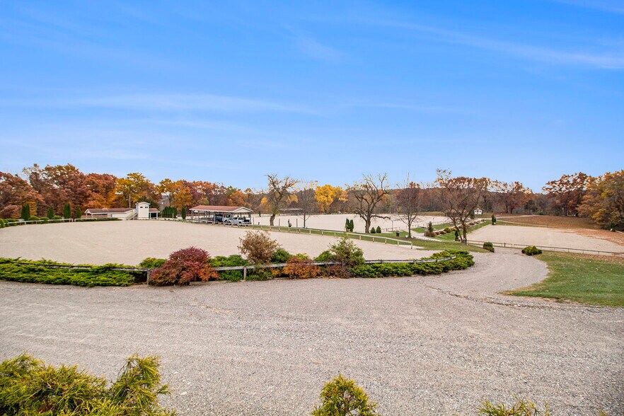 More Photos Of 11500 Glenn Rd, Grass Lake Land For Sale