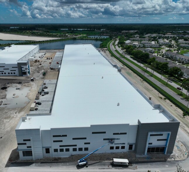 More Photos Of 1001 Park of Commerce Blvd, Homestead Unknown For Lease