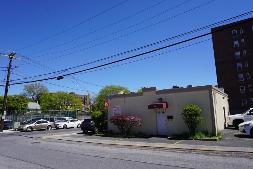 More Photos Of 54 Yonkers Ave, Yonkers Office For Lease
