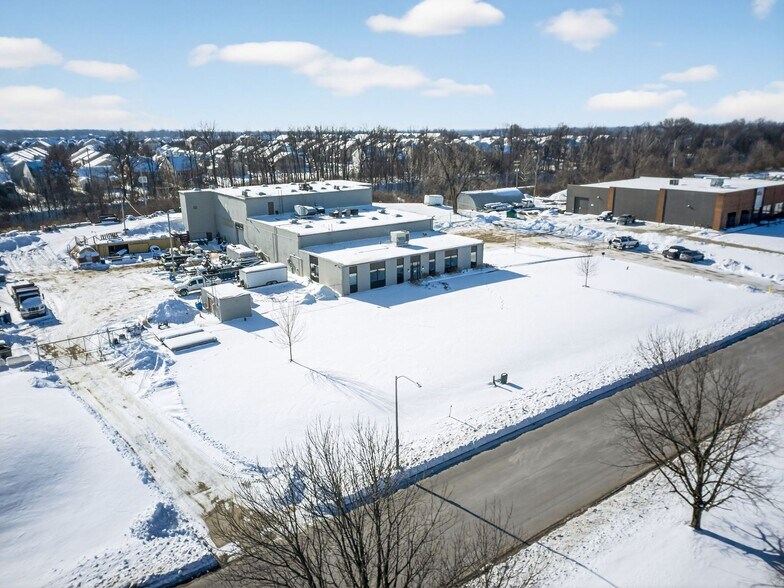 More Photos Of 1333 Research Rd, Gahanna Manufacturing For Sale