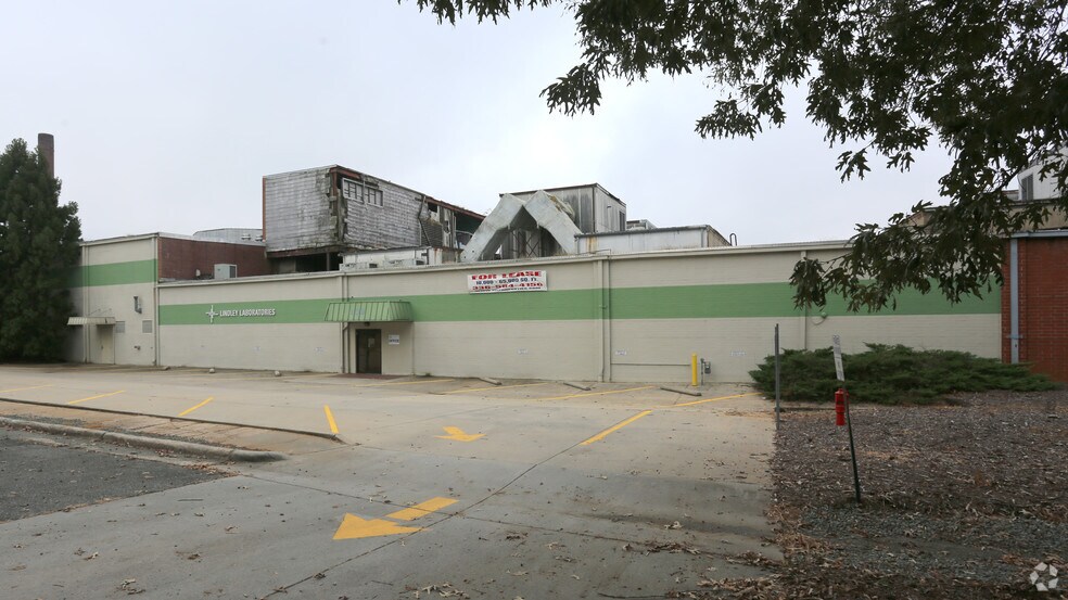 More Photos Of 106 E Railroad Ave, Gibsonville Manufacturing For Lease