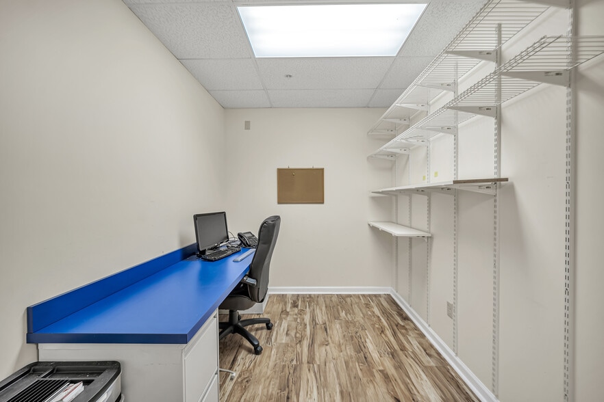 More Photos Of 815 Greenwood Ave, Jenkintown Medical For Sale