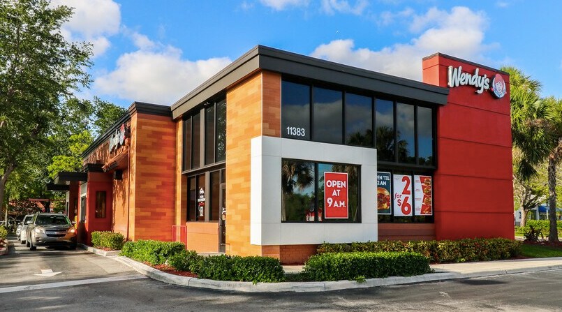 Primary Photo Of 11383 W Palmetto Park Dr, Boca Raton Fast Food For Lease