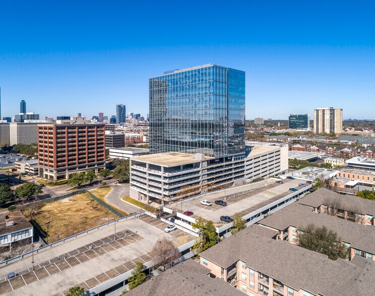 More Photos Of 3737 Buffalo Speedway Ave, Houston Office For Lease