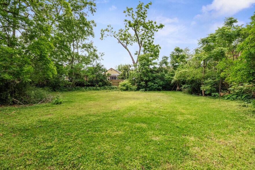 More Photos Of 3020-3032 Saint Claude Ave, New Orleans Office For Sale