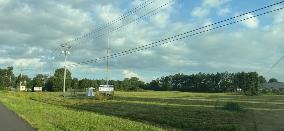 More Photos Of Peoples Road @ Swancott Road, Madison Land For Sale