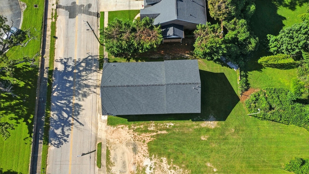 More Photos Of 303 N Pond St, Toccoa Religious Facility For Sale