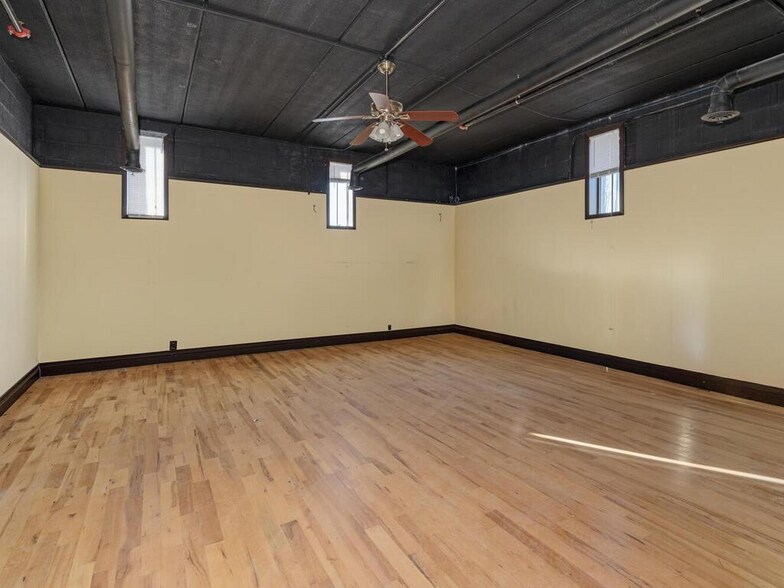 More Photos Of 1321 7th St S, Hopkins Manufacturing For Sale