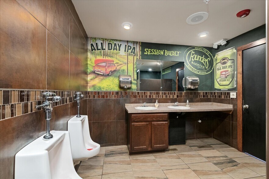 More Photos Of 728 Court St, Utica Restaurant For Sale