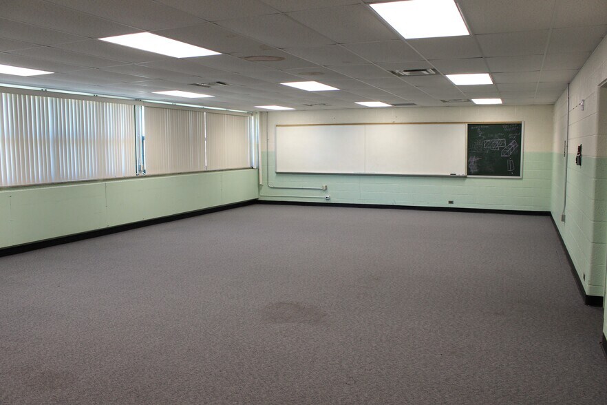 More Photos Of 610 Cuyler St, Cheboygan Lodge Meeting Hall For Sale