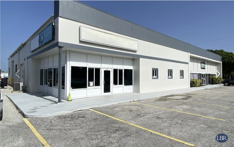 More Photos Of 843-849 N Cocoa Blvd, Cocoa Light Manufacturing For Lease