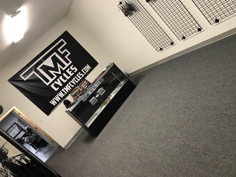 More Photos Of 3046-3102 Rolison Rd, Redwood City Warehouse For Lease