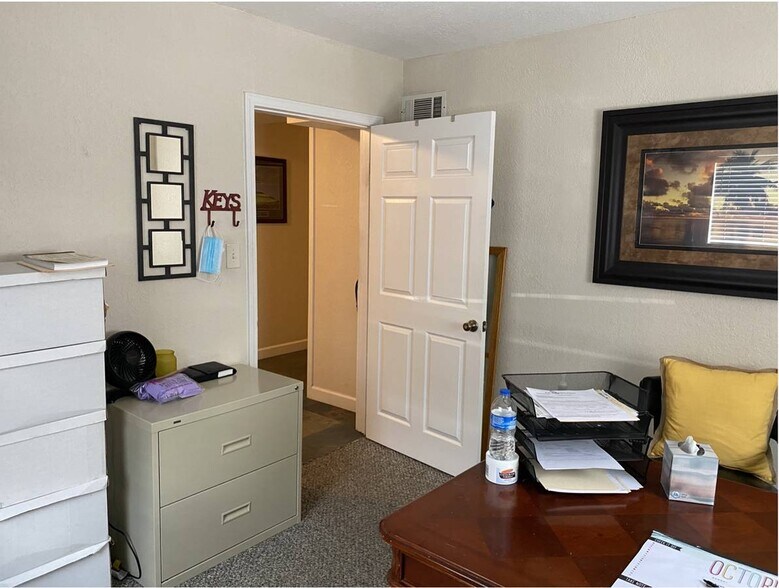 More Photos Of 2800 S Sanford Ave, Sanford Auto Dealership For Lease