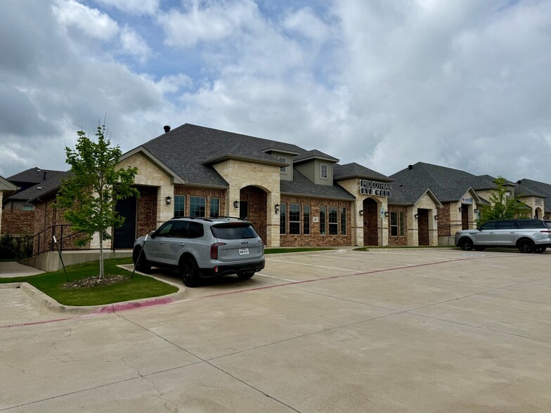 More Photos Of 440 Hawkins Run Rd, Midlothian Office For Lease