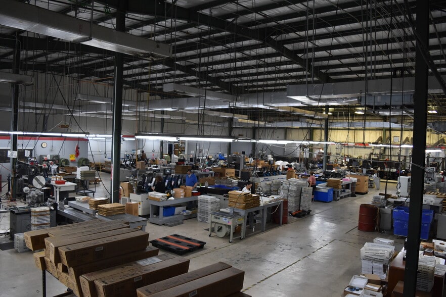 More Photos Of 12450 Automobile Blvd, Clearwater Warehouse For Sale