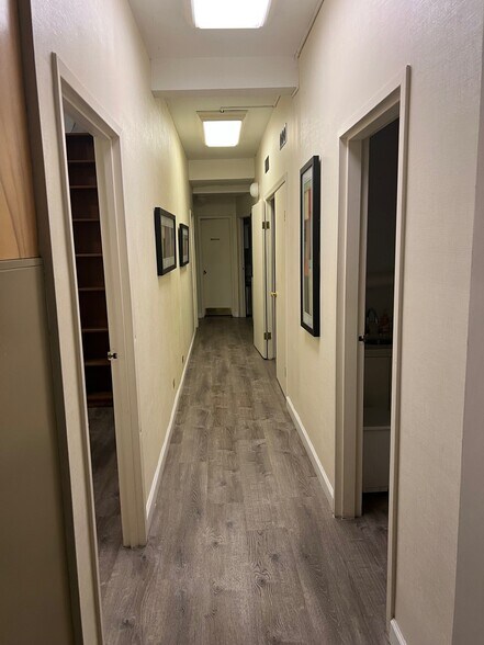 More Photos Of 345 W 58th St, New York Apartments For Sale