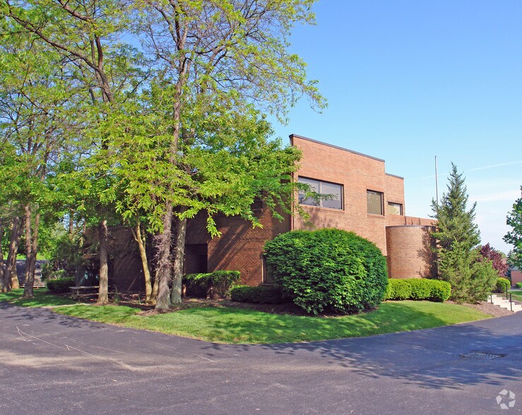 More Photos Of 7086 Corporate Way, Dayton Office For Lease