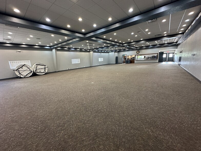 More Photos Of 3099 Highway 95, Mountain Grove Restaurant For Sale