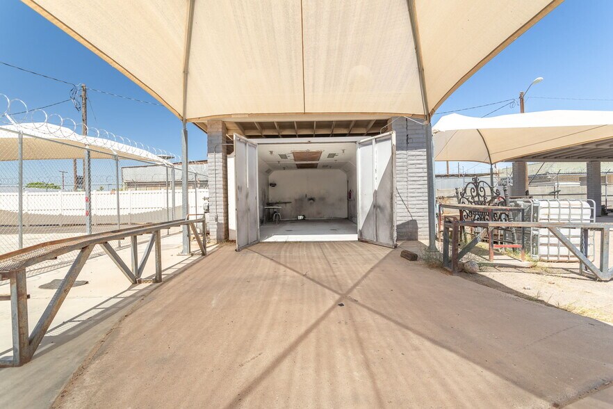 More Photos Of 201 W 24th St, Yuma Industrial For Sale