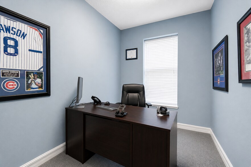 More Photos Of 402 E 7th Ave, Tampa Office For Sale