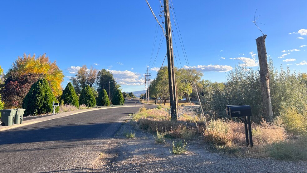 More Photos Of 697 27 1/2 Ct, Grand Junction Land For Sale