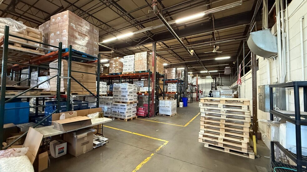 More Photos Of 100 Shepard Ave, Wheeling Warehouse For Sale