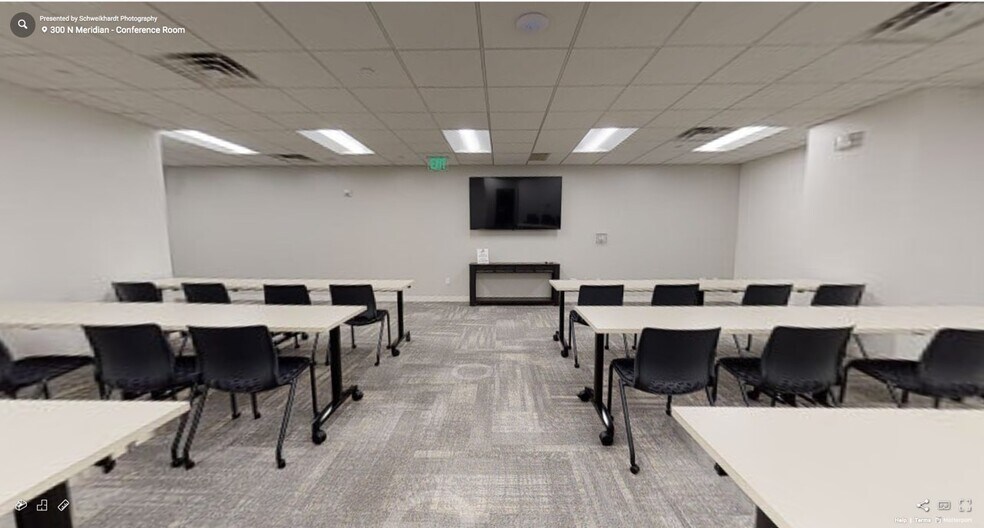 More Photos Of 300 N Meridian St, Indianapolis Office For Lease