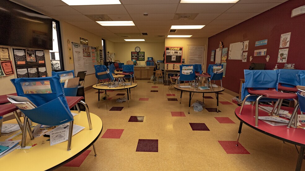 More Photos Of 8190 Pensacola Blvd, Pensacola Specialty For Sale