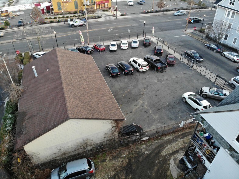 More Photos Of 2178 Fairfield Ave, Bridgeport Auto Dealership For Sale